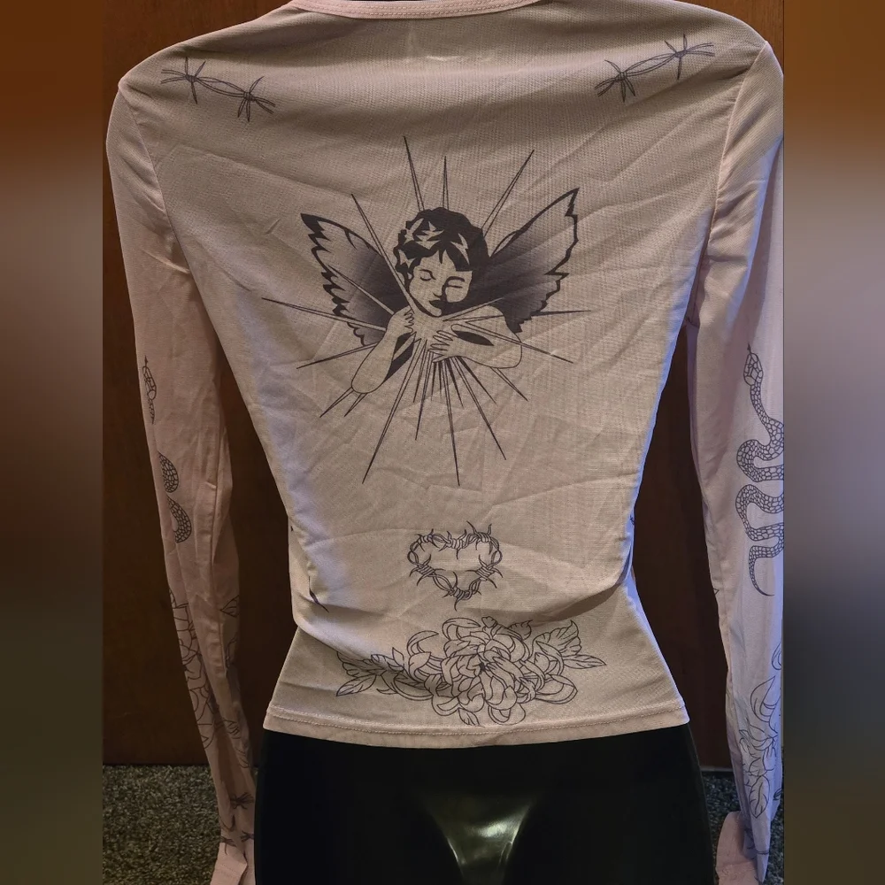 Hot Topic sheer blush Long Sleeve tattoo Top szL - Picture 6 of 7